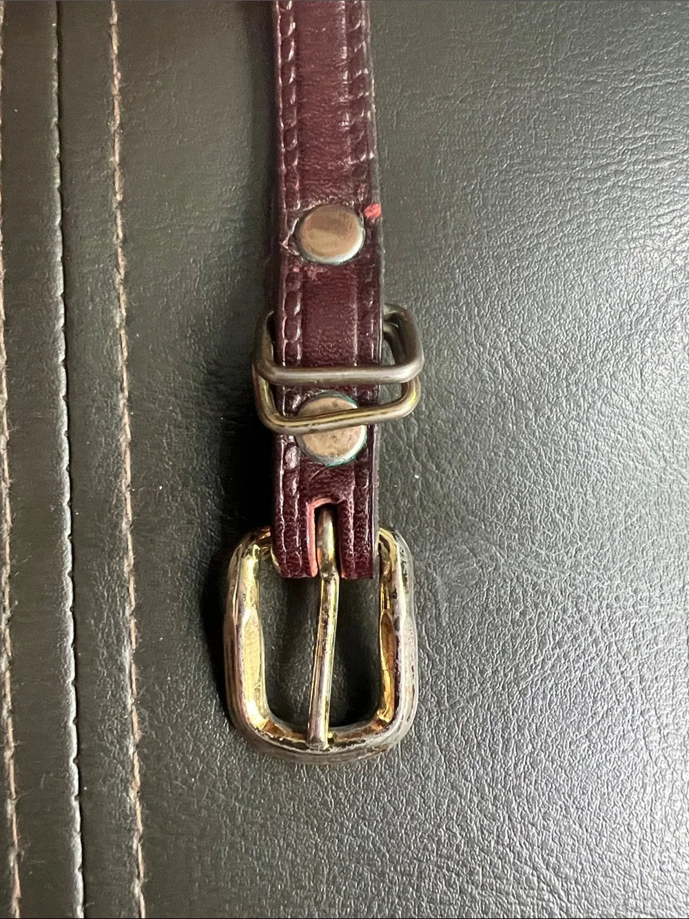 The Leather Shop Slim Burgundy Women’s Leather Belt Gold-Tone Buckle Medium